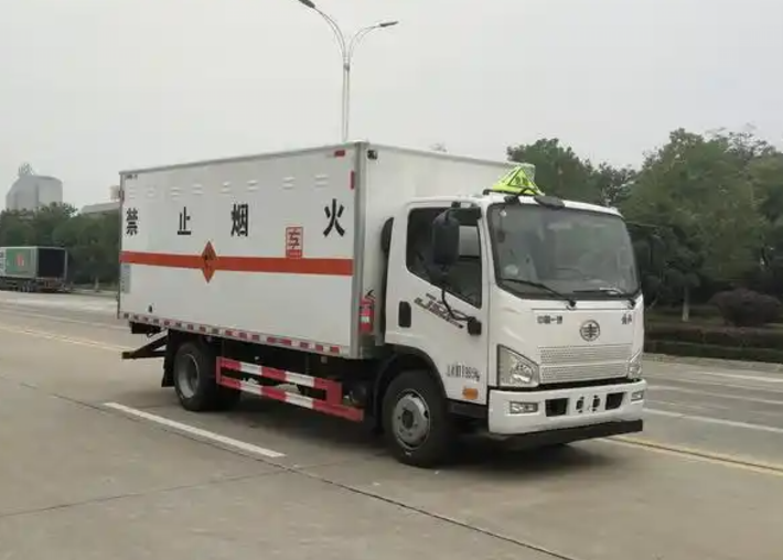 泉州爆破器材运输车可以上高速吗？